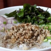 Cháo thịt băm (肉末粥)