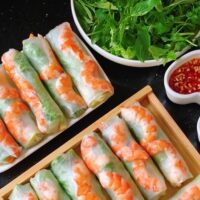Gỏi cuốn tôm thịt (鲜虾猪肉春卷)